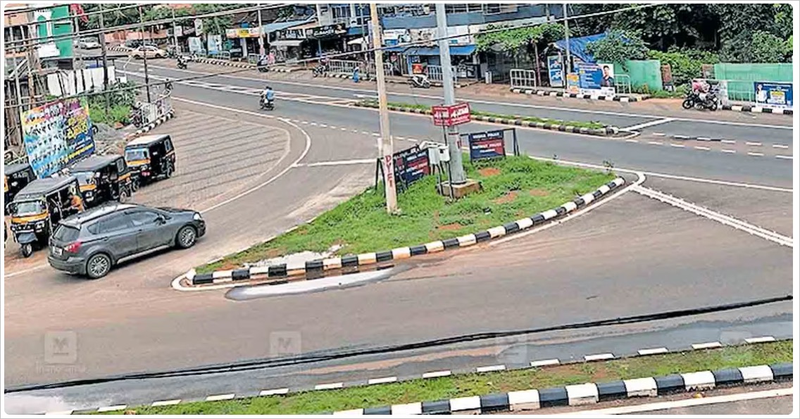 mundur NH junction palakkad