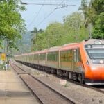 Vande Bharat Meets Mumbai Express @ Mulloorkkara Kerala