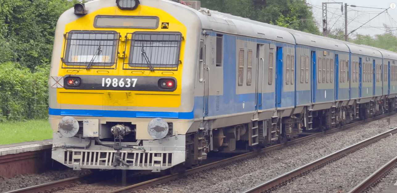 Monsoon Magic on Indian Railways | Superfast Trains, Freight Giants & MEMU Action in Kerala India