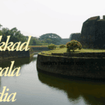How far is Palakkad Fort from railway station?
